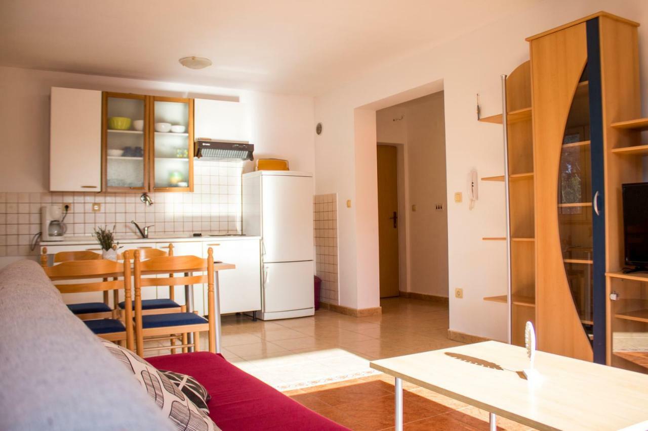 Malinska - Apartment Glavas المظهر الخارجي الصورة